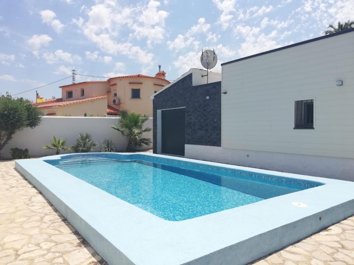 Olga Locdenia Villa Els Poblets Bagian luar foto